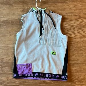 Nike sportswear fleece hooded vest. Men’s medium